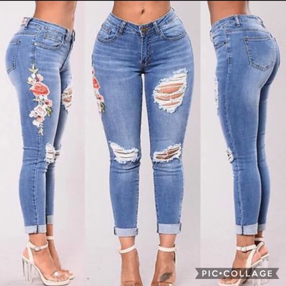 COSB Denim - SALE 🔥🔥HP!!!🎉🎉🎉🎉Distressed Jeans w/Roses